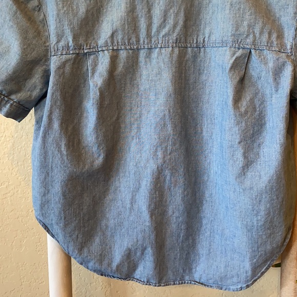Zara slightly cropped chambray collared button down - Picture 8 of 9